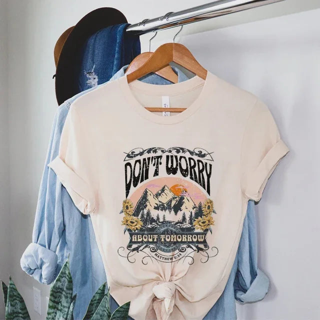Christian Mountain Print Vintage Bible Verse Women's T-Shirt