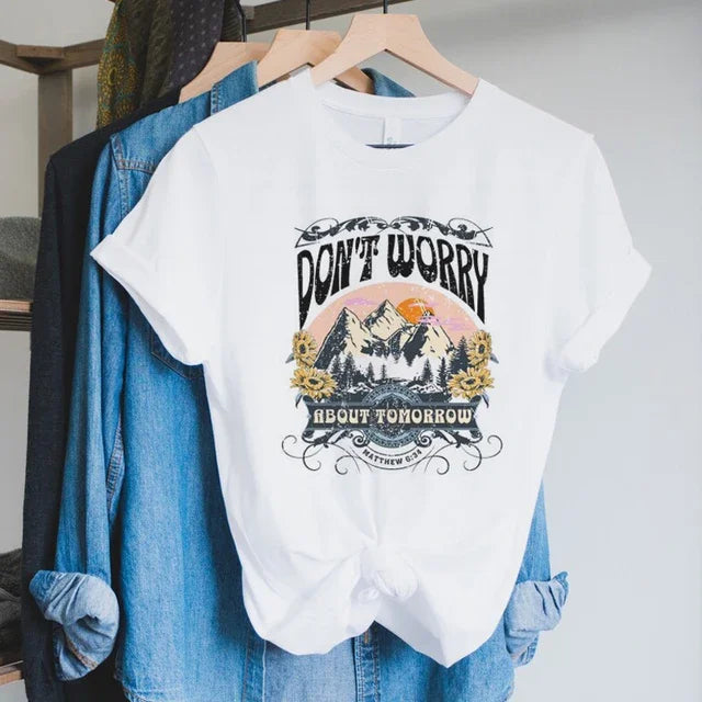 Christian Mountain Print Vintage Bible Verse Women's T-Shirt