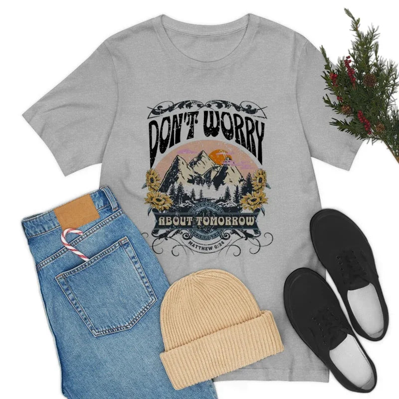 Christian Mountain Print Vintage Bible Verse Women's T-Shirt